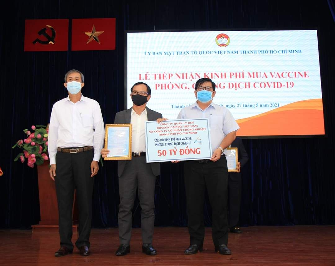 HSC và Công ty quản lý quỹ Dragon Capital Việt Nam ủng hộ 50 tỷ đồng cho quỹ mua vaccine phòng chống dịch covid-19
