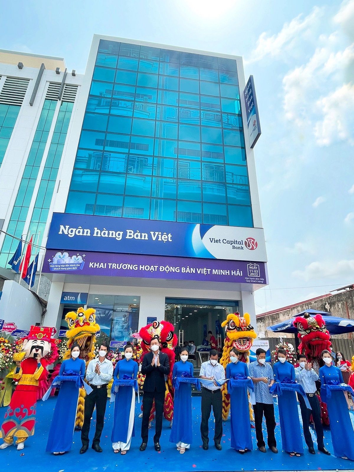 Ngân hàng Bản Việt khai trương liên tiếp 13 điểm giao dịch, vượt cột mốc 100 điểm trên toàn quốc