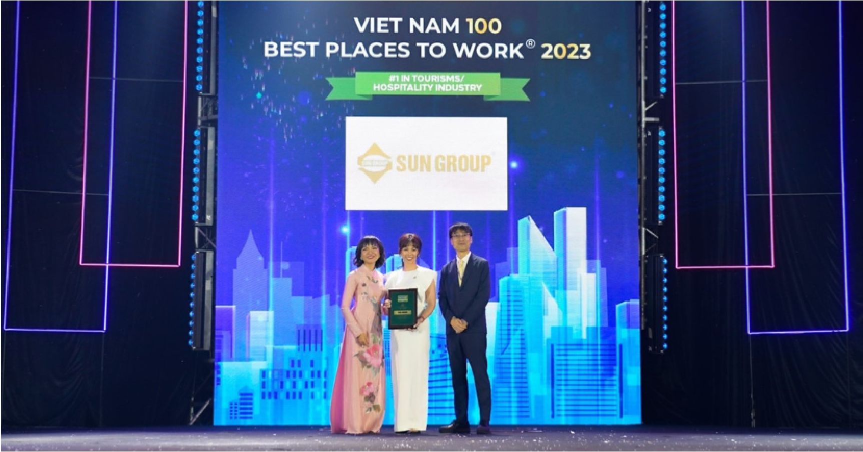 Sun Group 4 năm liền được vinh danh “Top 100 nơi làm việc tốt nhất Việt Nam“