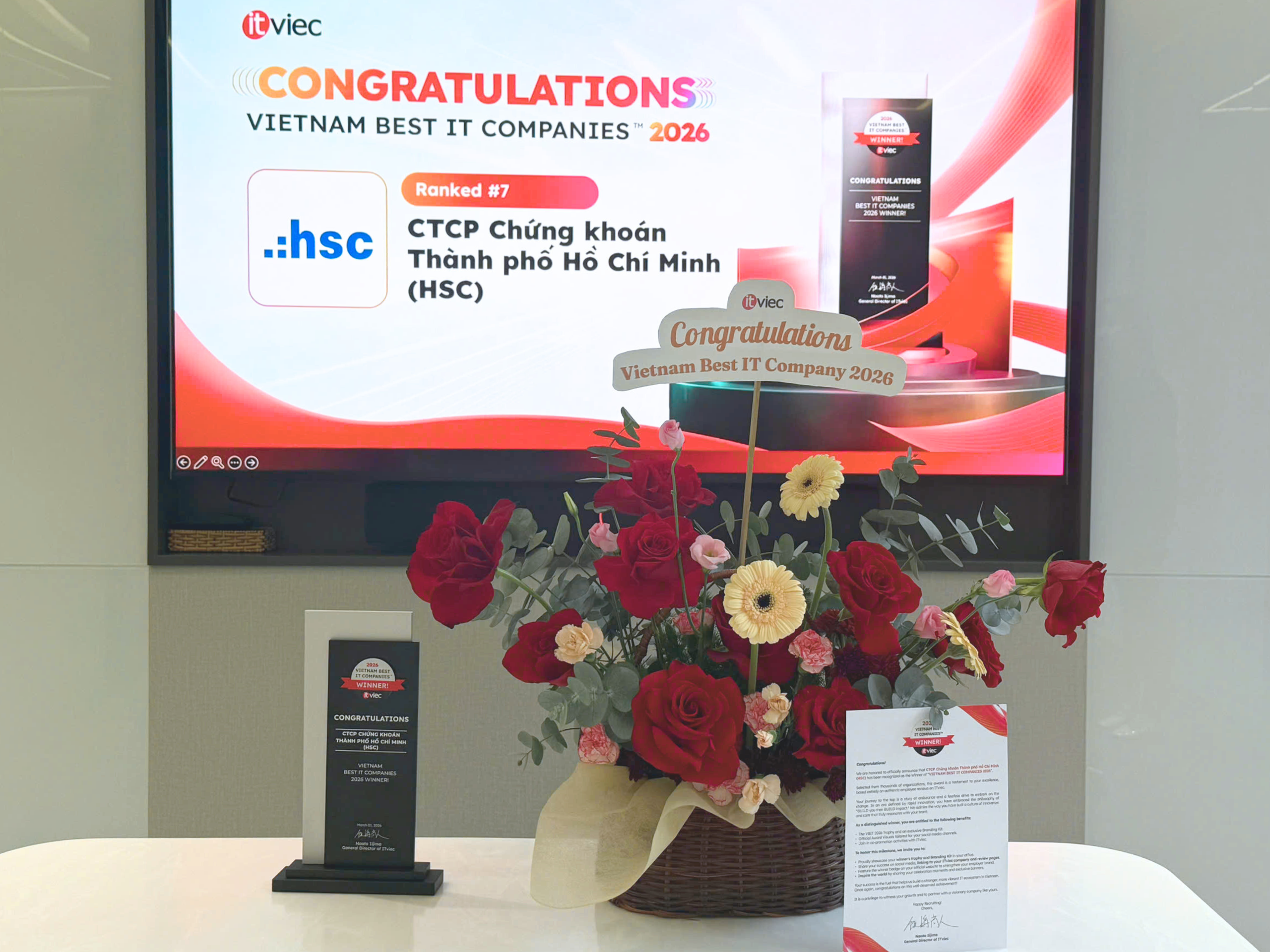 HSC – “Công ty IT tốt nhất Việt Nam 2026” – Vinh danh bởi ITviec