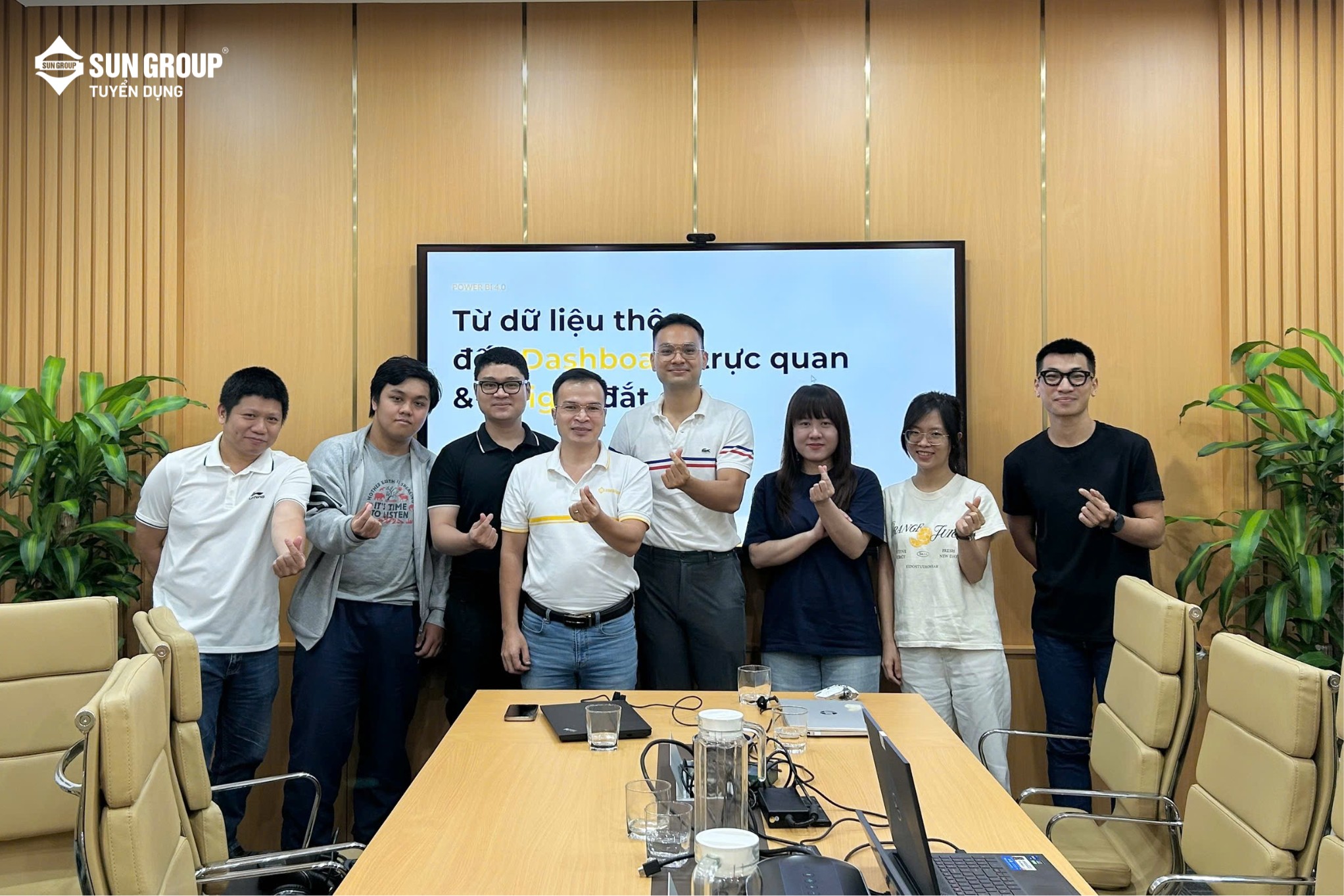 KHI DỮ LIỆU TRỞ THÀNH LỢI THẾ CẠNH TRANH