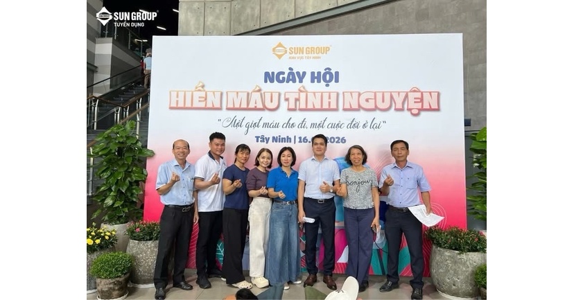 TRAO GIỌT MÁU HỒNG - GỬI TRAO HY VỌNG